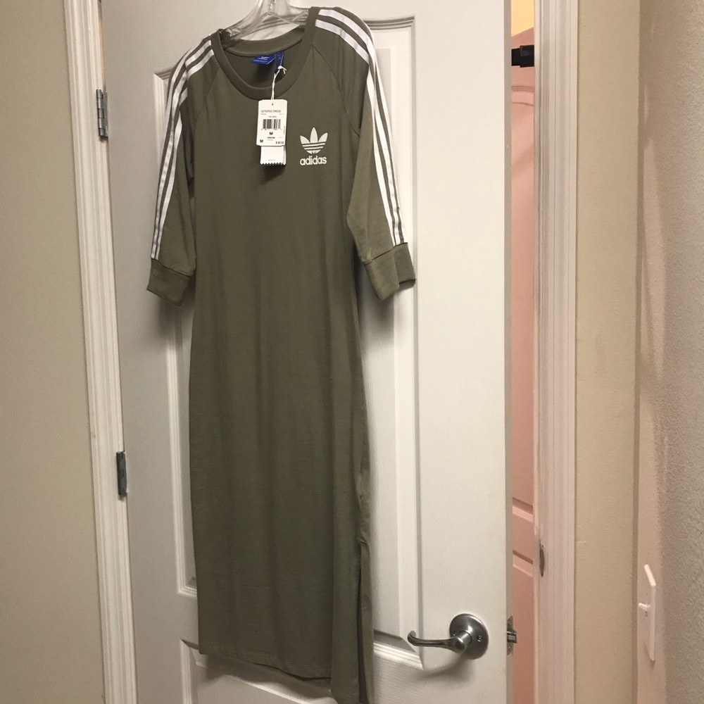 NWT Fitted Adidas Dress 3/4 Sleeve with Slit